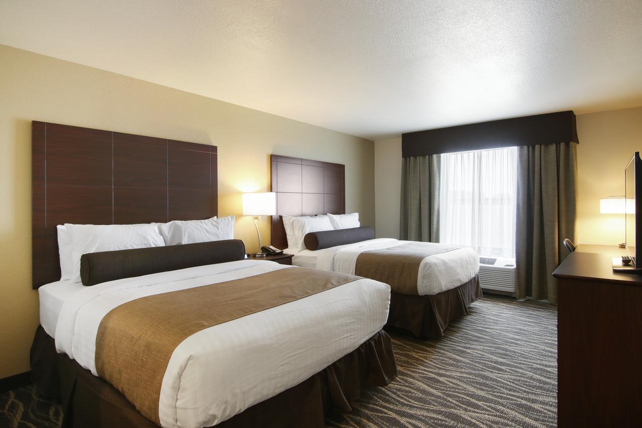 Cobblestone Inn & Suites - Menomonie/Uw-Stout Екстер'єр фото