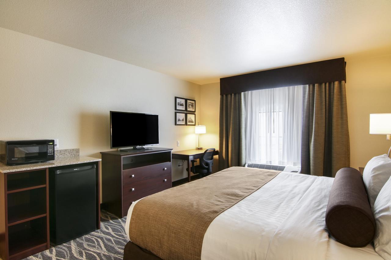 Cobblestone Inn & Suites - Menomonie/Uw-Stout Екстер'єр фото