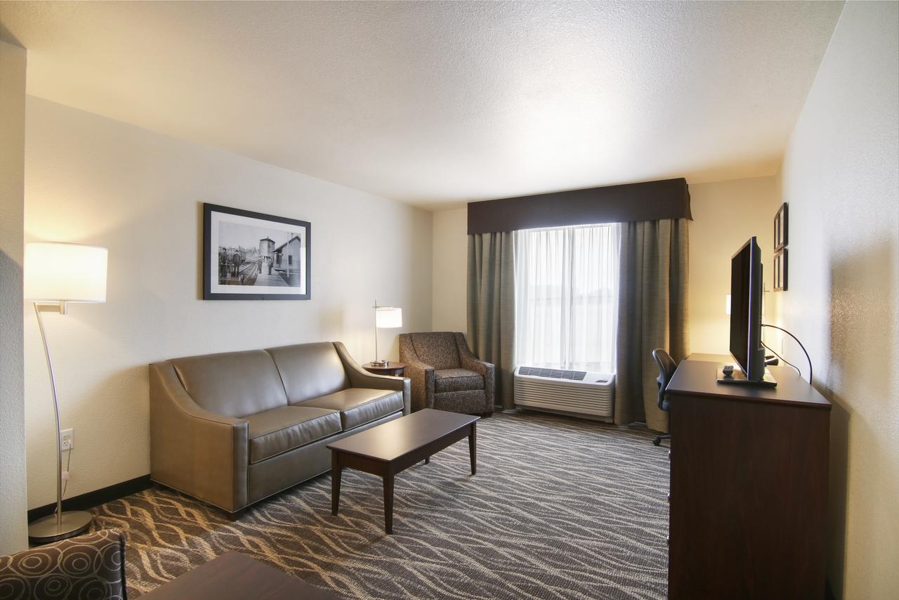 Cobblestone Inn & Suites - Menomonie/Uw-Stout Екстер'єр фото