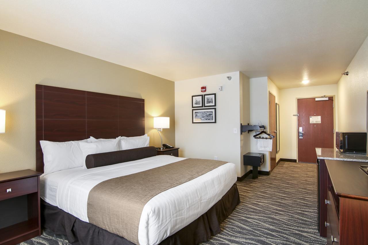 Cobblestone Inn & Suites - Menomonie/Uw-Stout Екстер'єр фото