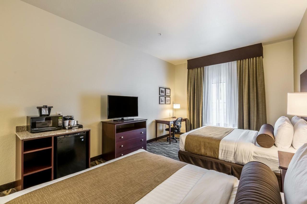 Cobblestone Inn & Suites - Menomonie/Uw-Stout Екстер'єр фото