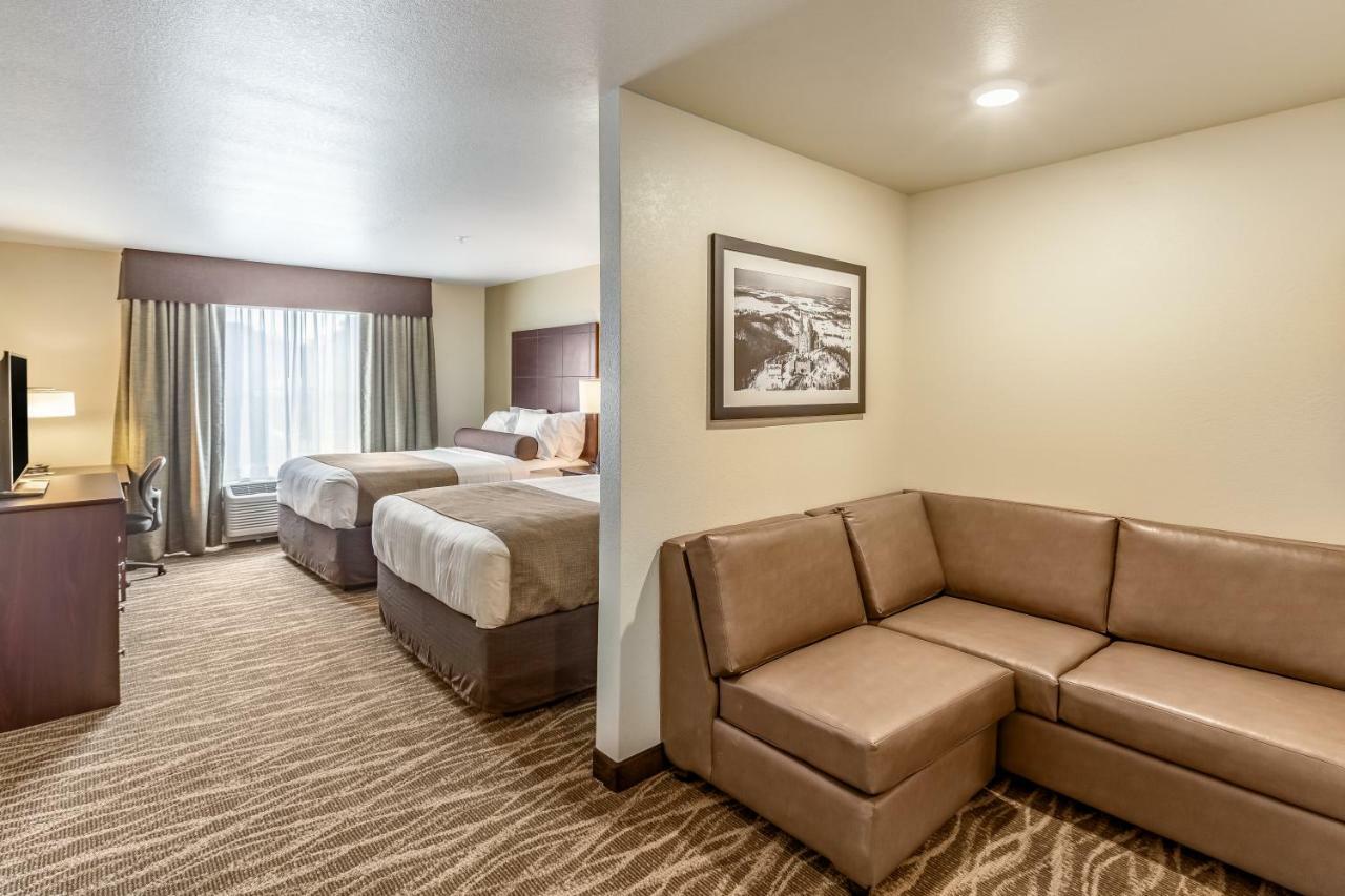 Cobblestone Inn & Suites - Menomonie/Uw-Stout Екстер'єр фото